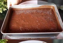 Prepustite se najfinijem kolaču koji je neodoljivo mekan, topi se u ustima i idealan je izbor za svaku proslavu!