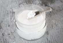 Kokosovo ulje može učiniti da izgledate 10 godina mlađe za samo dvije sedmice, evo kako