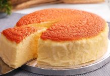 KOLAČ OD SAMO 3 SASTOJKA: Punih 10 godina OVO je najpopularniji recept na internetu, a razlog je FANTASTIČAN