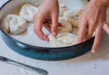 Otkrijte umijeće spravljanja ukusnog domaćeg bureka koji će bez sumnje plijeniti pažnju i divljenje svih onih koji imaju sreću uživati u njemu