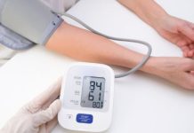 NIZAK PRITISAK MOŽE DA USMRTI ČOVEKA: Ako osetite ova 3 simptoma, odmah zovite HITNU POMOĆ!