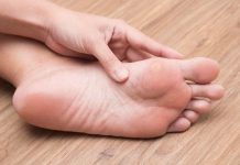 7 znakova da se tijelo već duže vrijeme bori s VISOKIM ŠEĆEROM UKRVI: Prvo ćete to primijetiti na očima i nogama!
