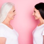 Ako žena ima male GRUDl, to znači da je…