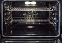 Tek sa 50 godina sam saznala čemu služi rešetka unutar peći: OVAKO se može koristiti!