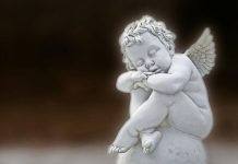 Anđeo čuvar vam šalje važnu poruku. Izaberite jednog i saznajte šta je to