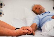 Stručnjaci otkrili: ‘Ovaj simptom na rukama pokazuje da je neko blizu smrti’