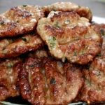 Evo kako Turci prave faširane šnicle: Ne dodaju ni jaja ni prezle, a ukusnije sigurno niste probali