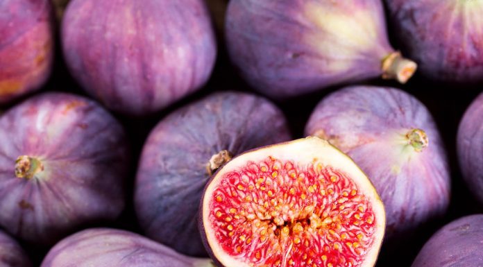 “SVAKO VEČE PRED SPAVANJE POJEDITE OVU VOĆKU I ONA ĆE OČISTITI VAŠA CREVA KAO BULDOŽER”: Savet doktora Čubrila za detoks