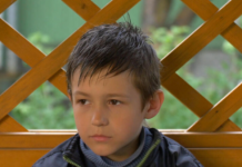 Čim se rodio majka ga je bacila u smeće: Uzeo ga je čovek iz gradske čistoće, posle 12 godina je shvatio šta je uradio