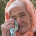 Djeca su dovela majku u staru kućicu u selu, ostavili je samu, bez hrane, i otišli. A kada je kćerka nazvala nakon šest mjeseci, iznenadila se onim što je čula…