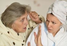 SNAHI ĆE OPROSTITI PRLJAVU KUĆU, ALI OVU IZJAVU NIKAD NEĆE: Ovih 5 stvari su trn u oko skoro svakoj svekrvi