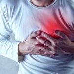 Mjesec dana prije srčanog udara vaše tijelo šalje upozorenje: 8 znakova da ste u opasnosti