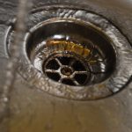 Samo 1 mjerica odštopava sve odvode, a smrad potpuno NESTANE…