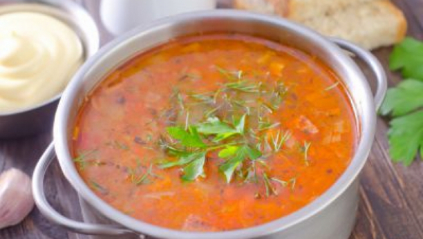 JABUKOVO SIRĆE LIJEČI I NAJSTRAŠNIJU GLAVOBOLJU U ROKU OD 5 MINUTA: Evo šta trebate uraditi!