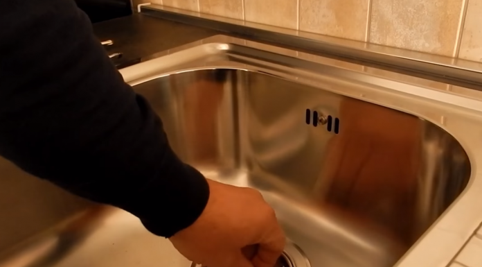 Sipajte ovo u odvod i zaboravite na mirise i začepljenja!