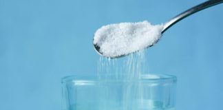 Čaša slane vode je nešto što bi obavezno trebali svaki dan piti, evo zašto