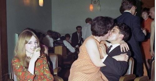 Bili smo najlepši par u Jugoslaviji, a rat u Bosni nas je rastavio: Posle 35 godina muž mi je rekao – Traži te neki čovek bez ruke, znala sam da je ON