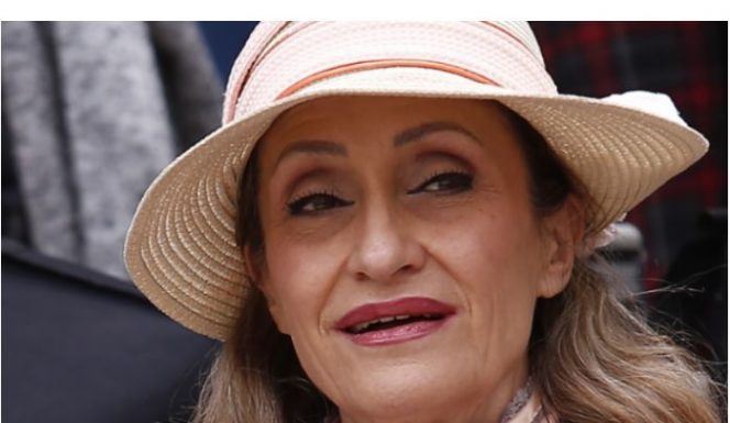 Salvetina kćerka dovoljno porasla i donijela odluku koje se majka plašila, tu ne može ništa: Rodila je u 52 godini, bila samohrana majka, a sad..