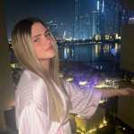 Ne skrivaju više ljubav Nika otkrila s kim je u vezi!Uplovila u vezu s duplo starijim!!! Duško i Jelena poludili kad su otkrili ko je u pitanju, a vi ćete se šokirat ka vidite ko je u pitanju!!