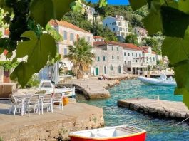 U ovom primorskom gradiću skoro da i nema turista a pravi je raj na zemlji: Sve je duplo jeftinije