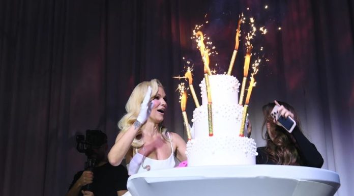 NATAŠA BEKVALAC ČETVRTI PUT STALA NA LUDI KAMEN!!Pogledajte koji je naš estradni umjetnik osvojio Balakansku barbiku!!Zanijemit ćete od šoka!!!