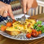 Evo šta žene poslije 60. godine obavezno moraju jesti za jače kosti: Pogledajte spisak svih namirnica po savjetu nutricioniste