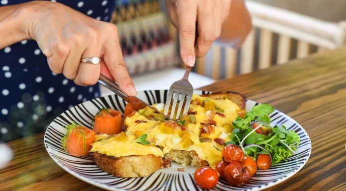 Evo šta žene poslije 60. godine obavezno moraju jesti za jače kosti: Pogledajte spisak svih namirnica po savjetu nutricioniste