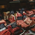 EVO KAKO VAM MESARI KRADU PARE SVAKI DAN: Dječko pokazao kako MANIPULIŠU VAGOM i izazvao potpuni HAOS na mrežama