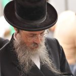 Na pitanje „Kako si?“ nikada ne odgovaraj „dobro“, već sledećom rečenicom: Jevrejska mudrost koja će vam sačuvati mir i sreću