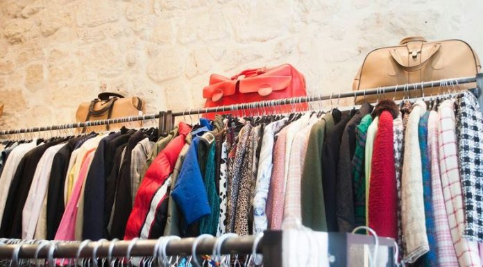 Boje koje podmlađuju: Kako odabrati nijanse koje osvežavaju izgled posle 50