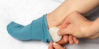 Stavite crni i bijeli luk u čarape i prespavajte u njima: Preporodiće vam tijelo, pogledajte i kako